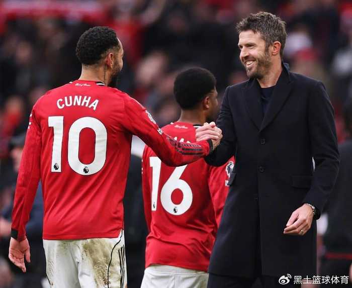 足坛一夜动态：曼联2-0曼城，拜仁造5-1惨案，利物浦创45年耻辱纪录