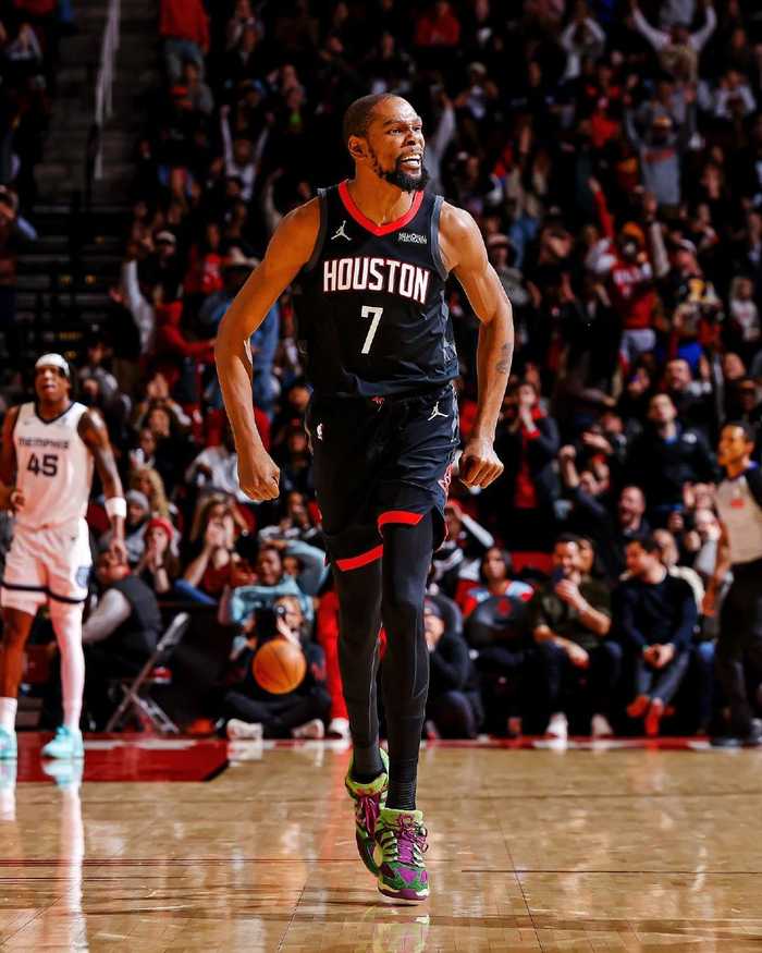 杜兰特37岁入选全明星，创火箭队史最年长纪录