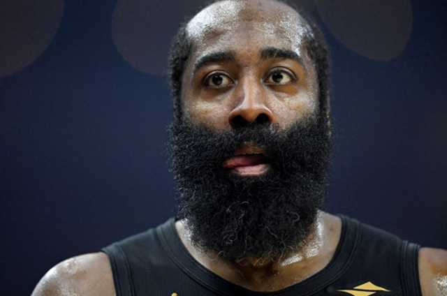 连续17年，36岁哈登换队又爆发，现役第一纪录，很难被超越了